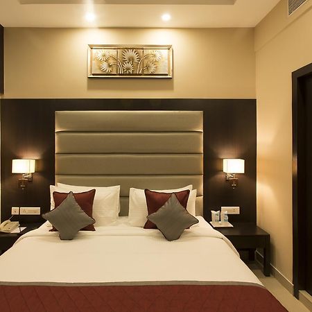 Golden Tulip Saltlake Калькутта Экстерьер фото