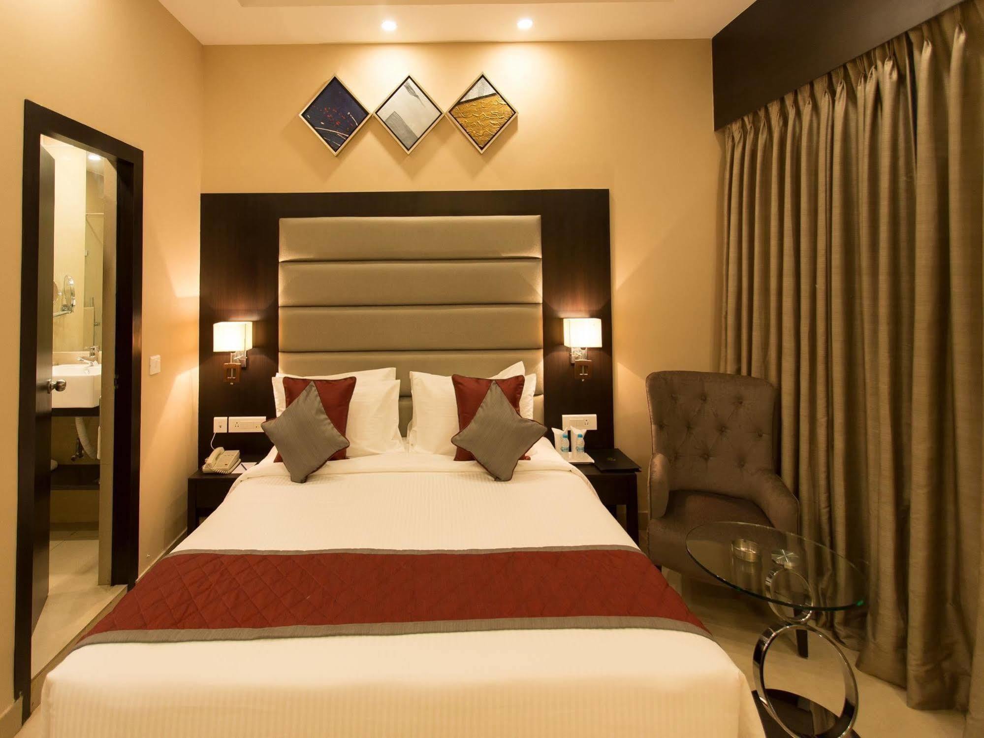 Golden Tulip Saltlake Калькутта Экстерьер фото