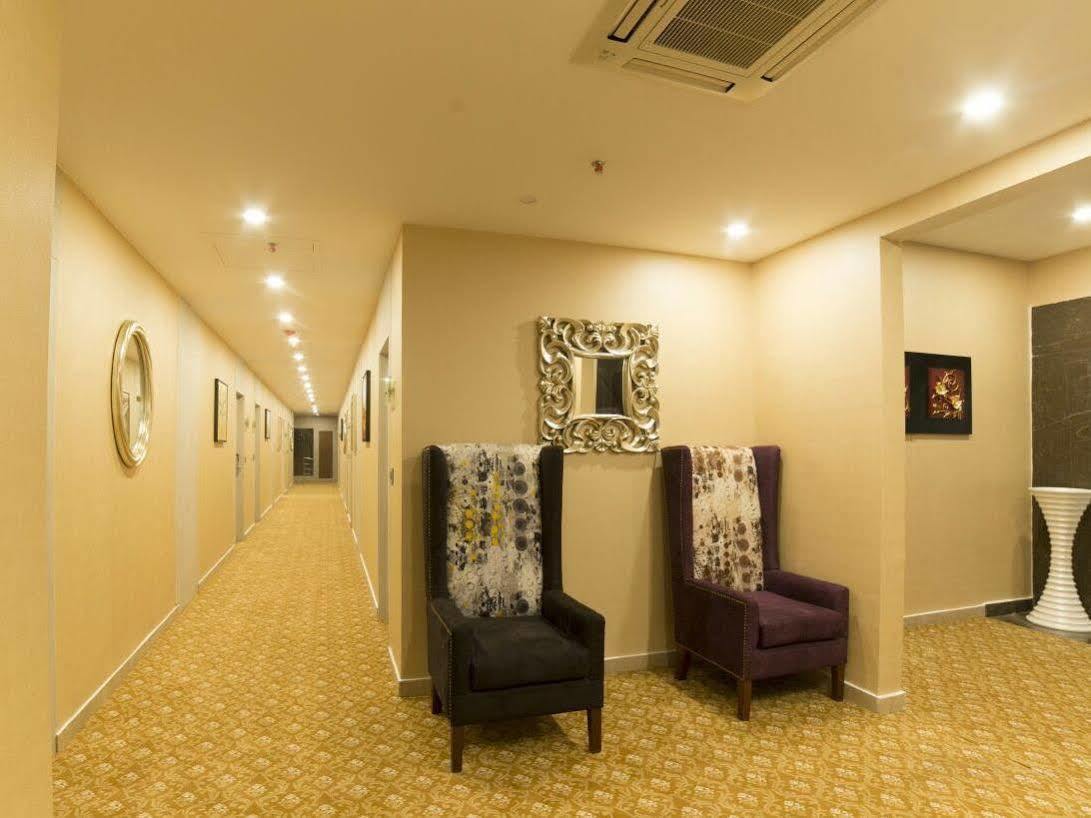 Golden Tulip Saltlake Калькутта Экстерьер фото